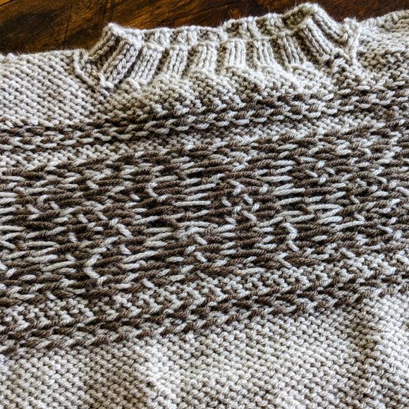 Hand knit beige-grey ( putty) Christmas sweater for toddlers Reindeer pattern Fa - Picture 5 of 5